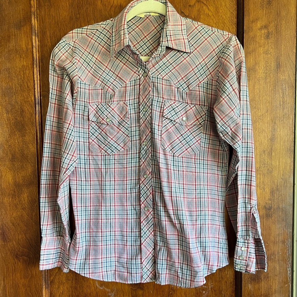 Vintage plaid pearl snap button down